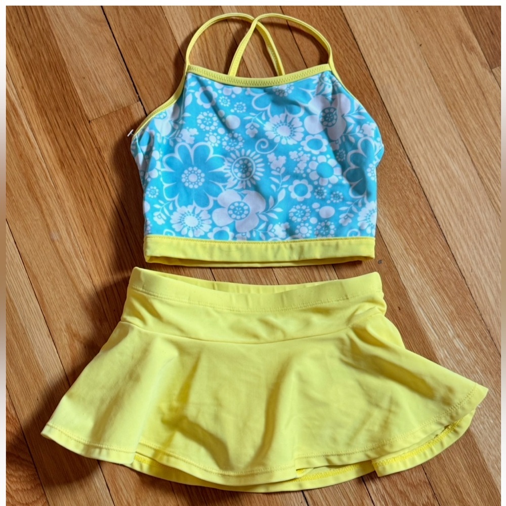 Hanna Andersson Girls’ 110/5 Swim Set: Reversible Tankini Top & Solid Swim Skirt